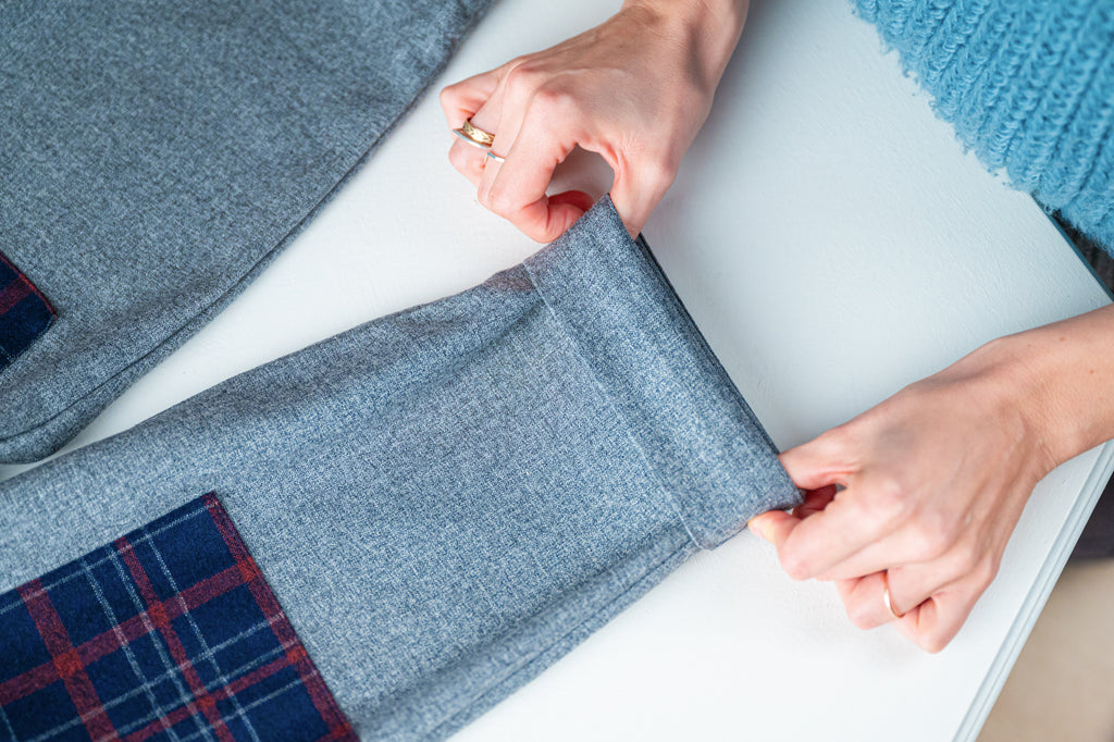 Pantaloni in flanella mod. "Ritornello" con risvolto